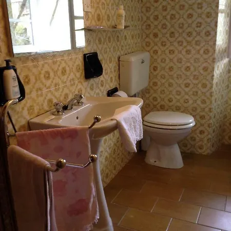 All'ombra Del Castello