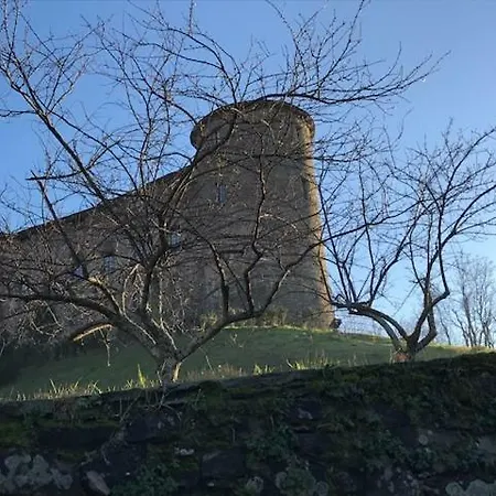 All'ombra Del Castello Apartman Calice al Cornoviglio